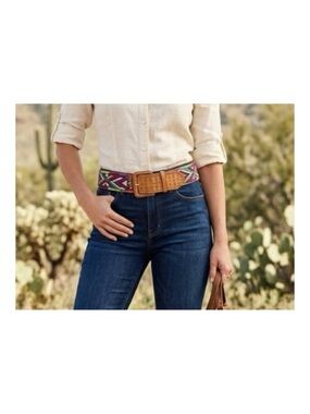 Women’s Wide Western Core Woven Indian Blanket & Leather Buckle Belt